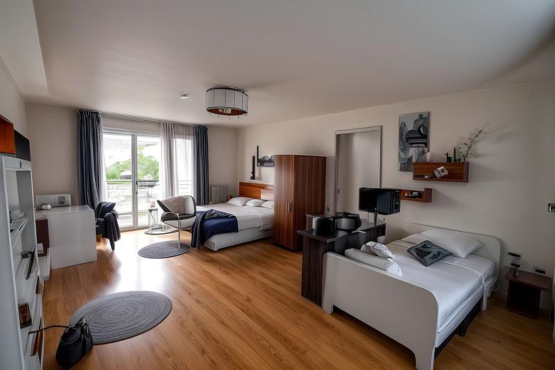 Dpt Yvelines (78), for sale Dammartin En Serve P5 house with convertible attic and garden
