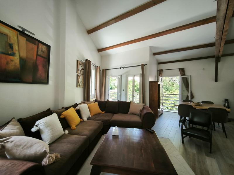 4-room apartment - 80m² - Balcony - 2 parking spaces