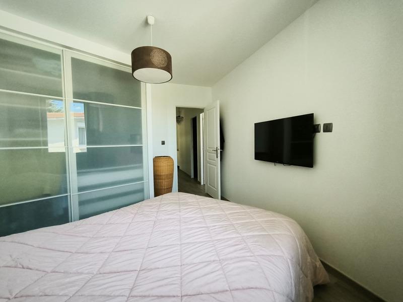 4-room apartment - 80m² - Balcony - 2 parking spaces