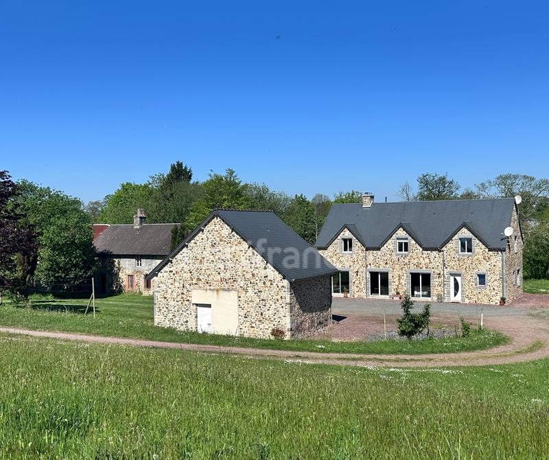 Beautiful country property, second house to renovate, nearly 3 acres of land for sale Le Mesnilbus (