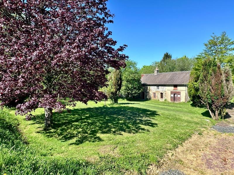 Beautiful country property, second house to renovate, nearly 3 acres of land for sale Le Mesnilbus (