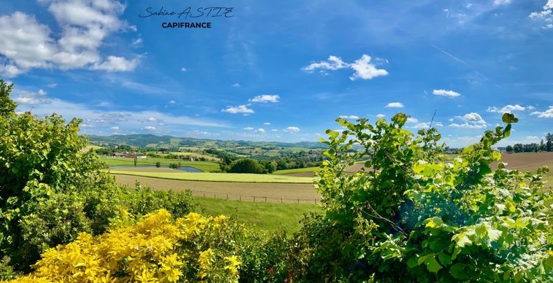 Pomeys - Maison avec une vue magnifique