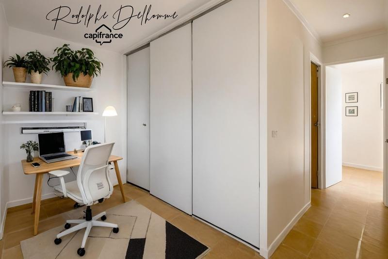 Purchase: Apartment (69520)