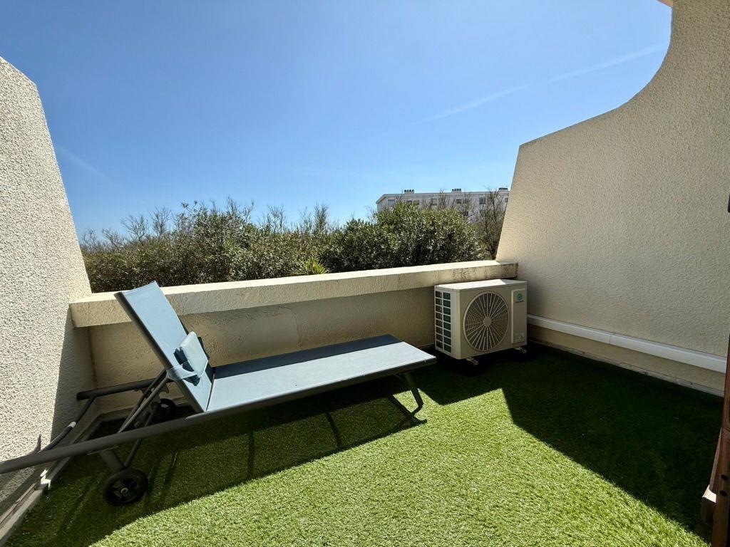 Renovated house 50 m from the beach – Grand Travers – South-facing terrace and private parking