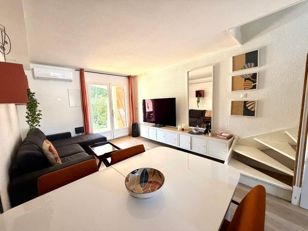 Renovated house 50 m from the beach – Grand Travers – South-facing terrace and private parking