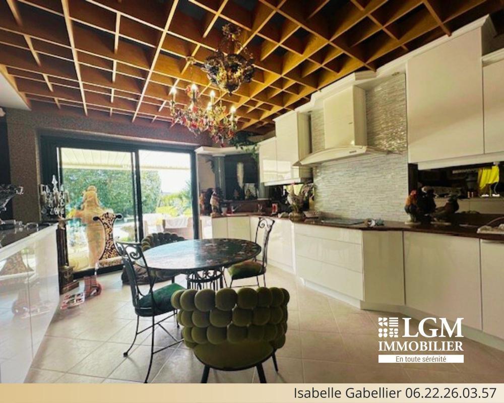 Compra: Casa (03800)