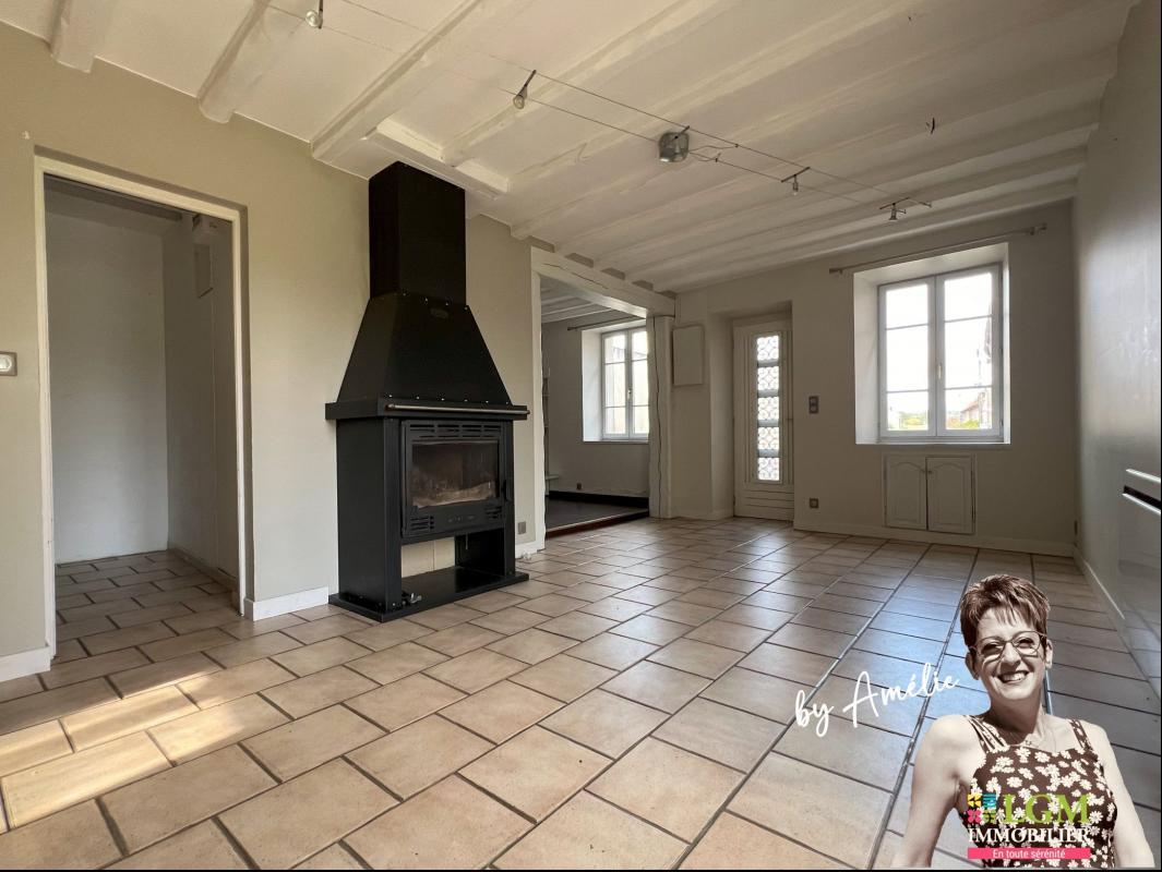Stone house - 6 rooms - 153 m²
