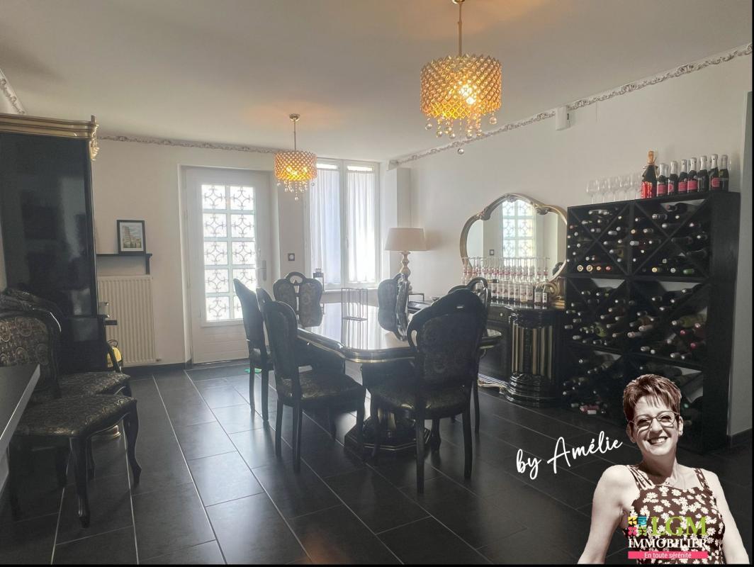 Townhouse - 127 m² - 3 bedrooms - Chateau-Thierry Centre