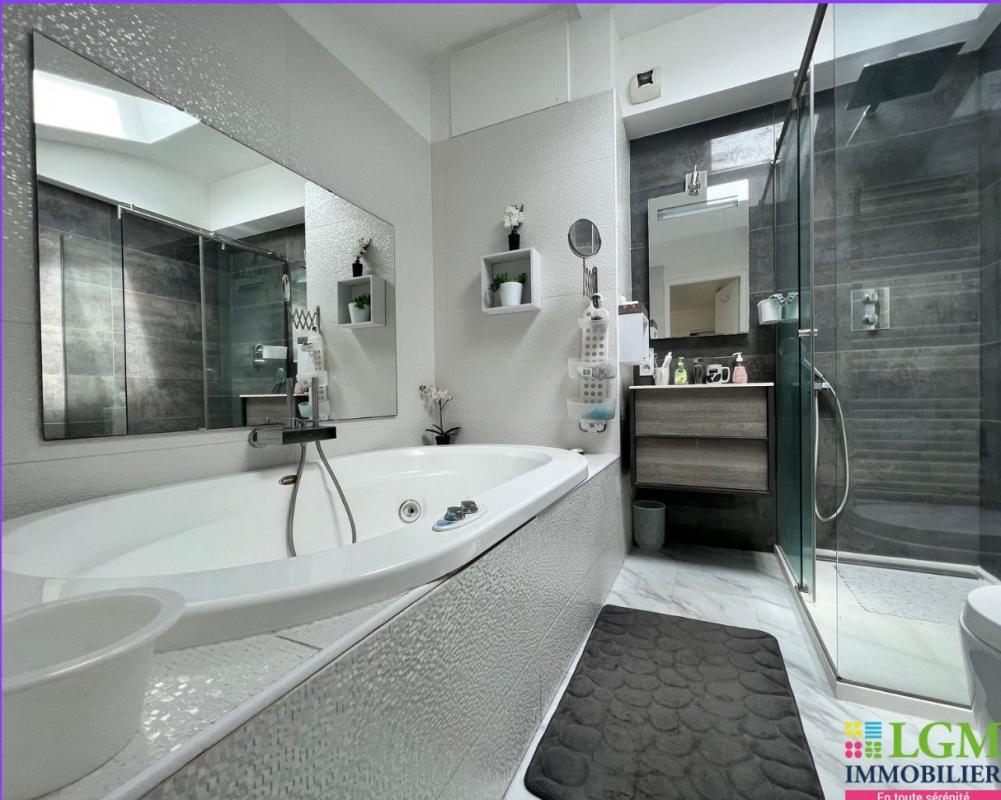 Prestigious Villa for Sale