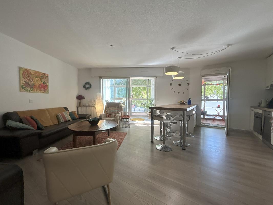 Appartement à vendre, 100m², Nîmes