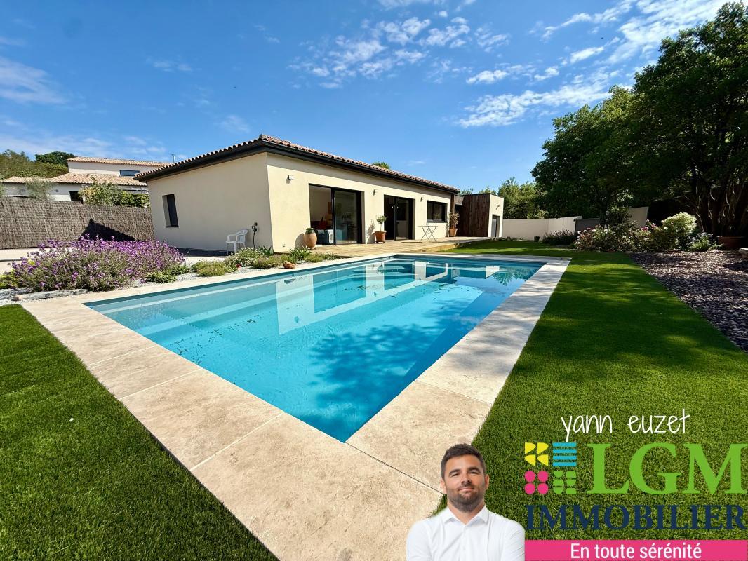 Sublime single-storey 4-room house with garage