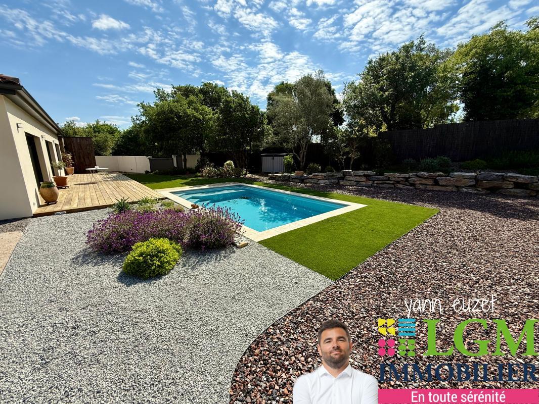 Sublime single-storey 4-room house with garage