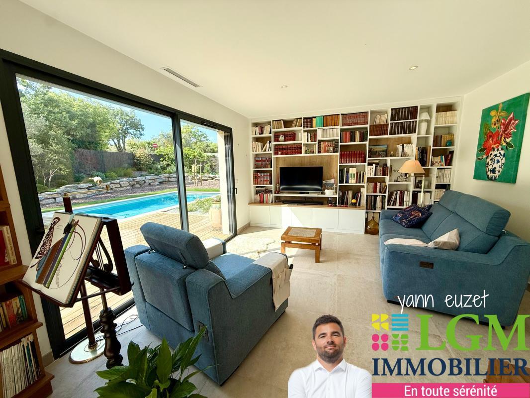 Sublime single-storey 4-room house with garage