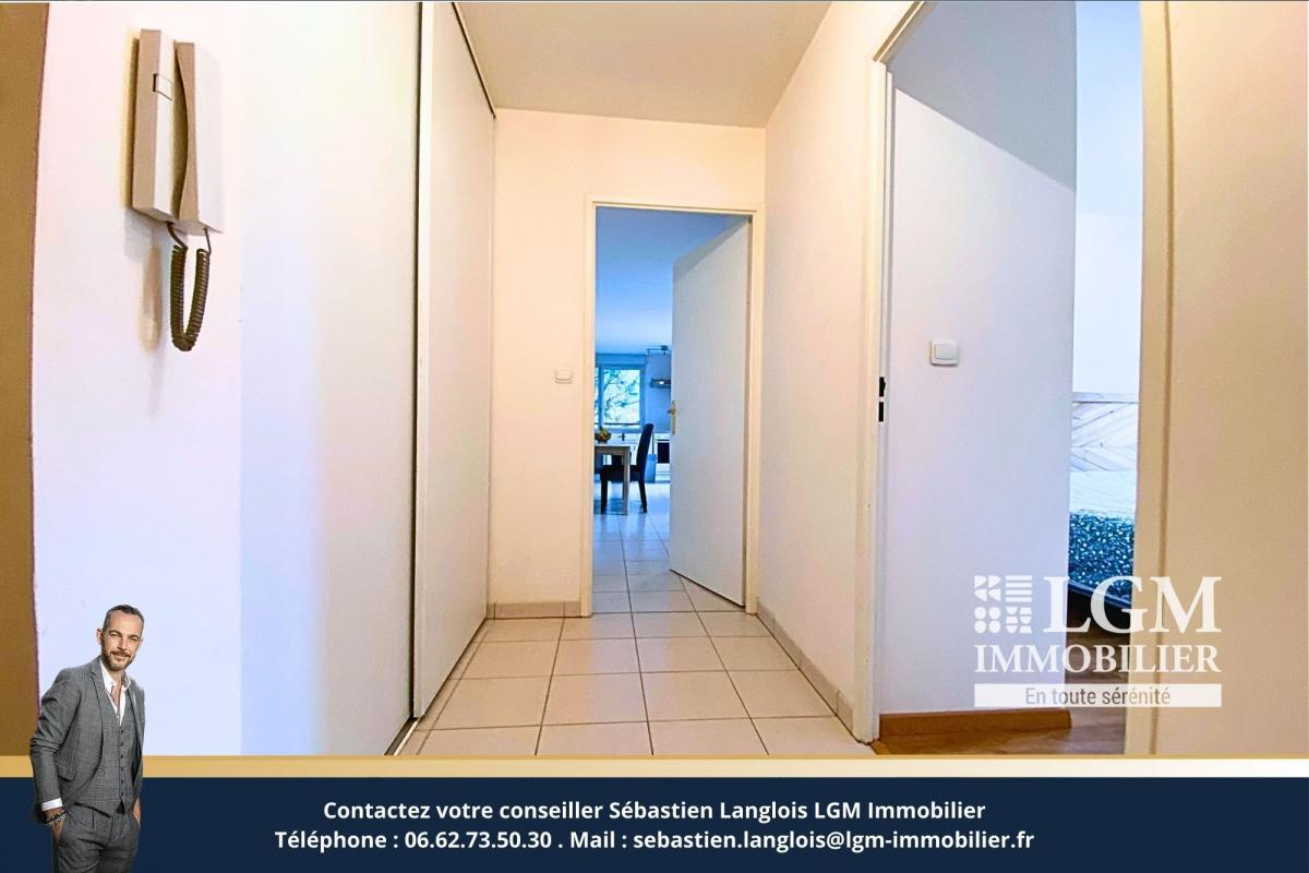 Toulouse, Ponts Jumeaux district, 2-room apartment 61 m2 + parking