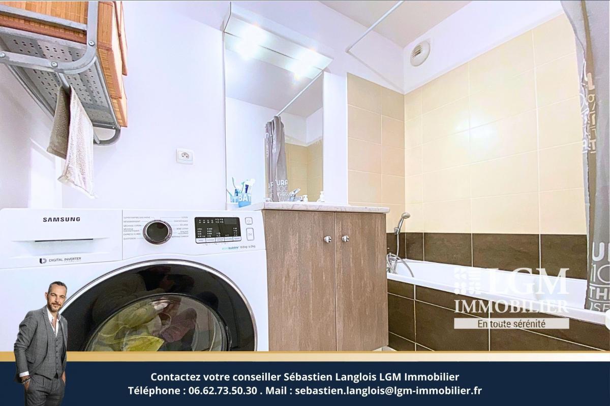 Toulouse, Ponts Jumeaux district, 2-room apartment 61 m2 + parking