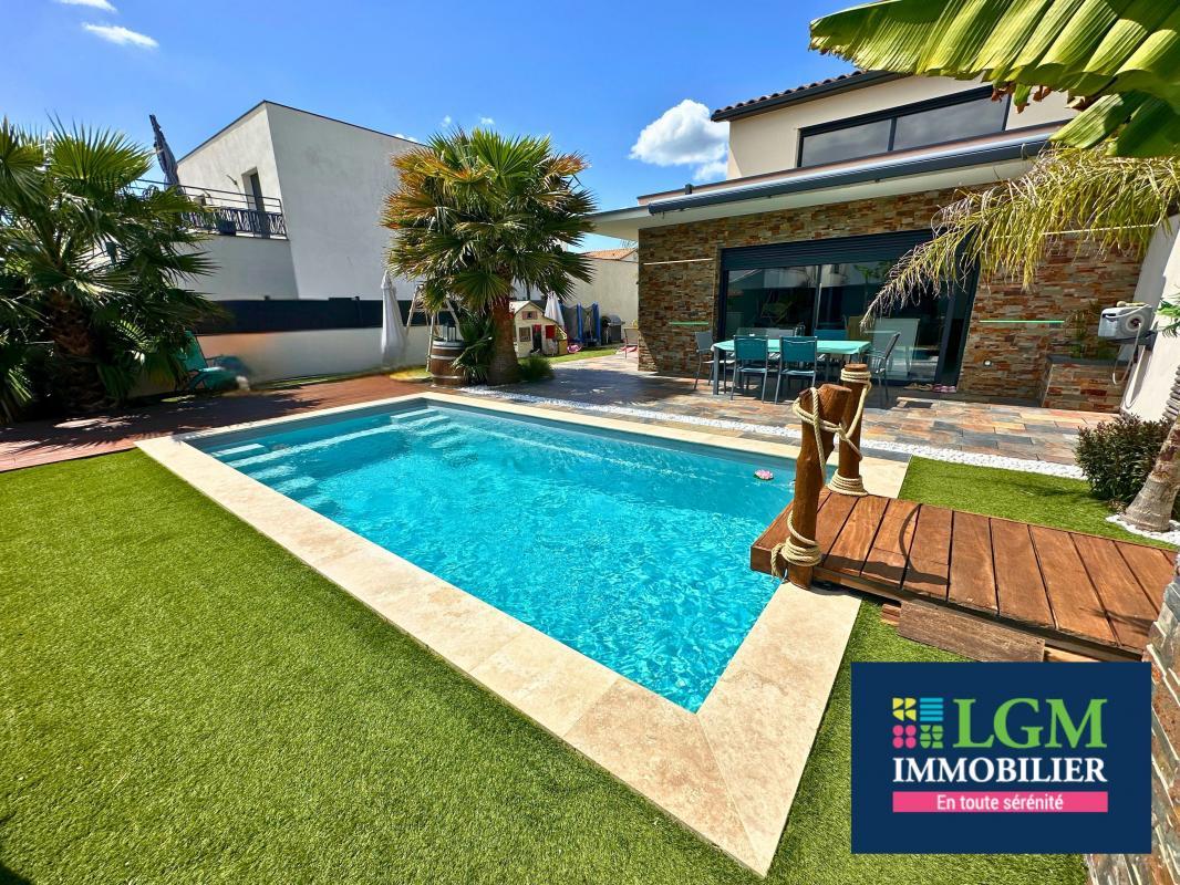 Exclusively!! Cournonterral – Contemporary villa 125 m² – 3 bedrooms – Swimming pool – garage