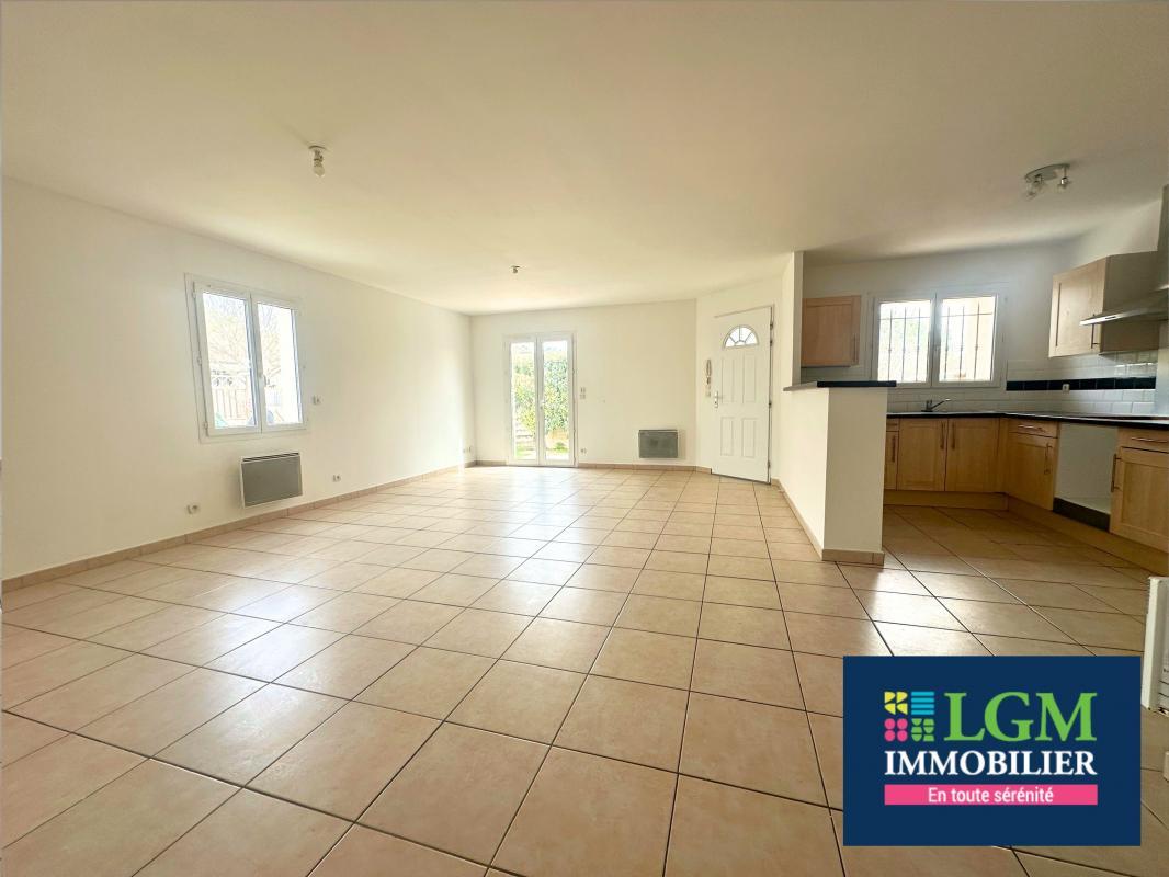 Single-storey house 90 m² with garage in Vendémian (34230)