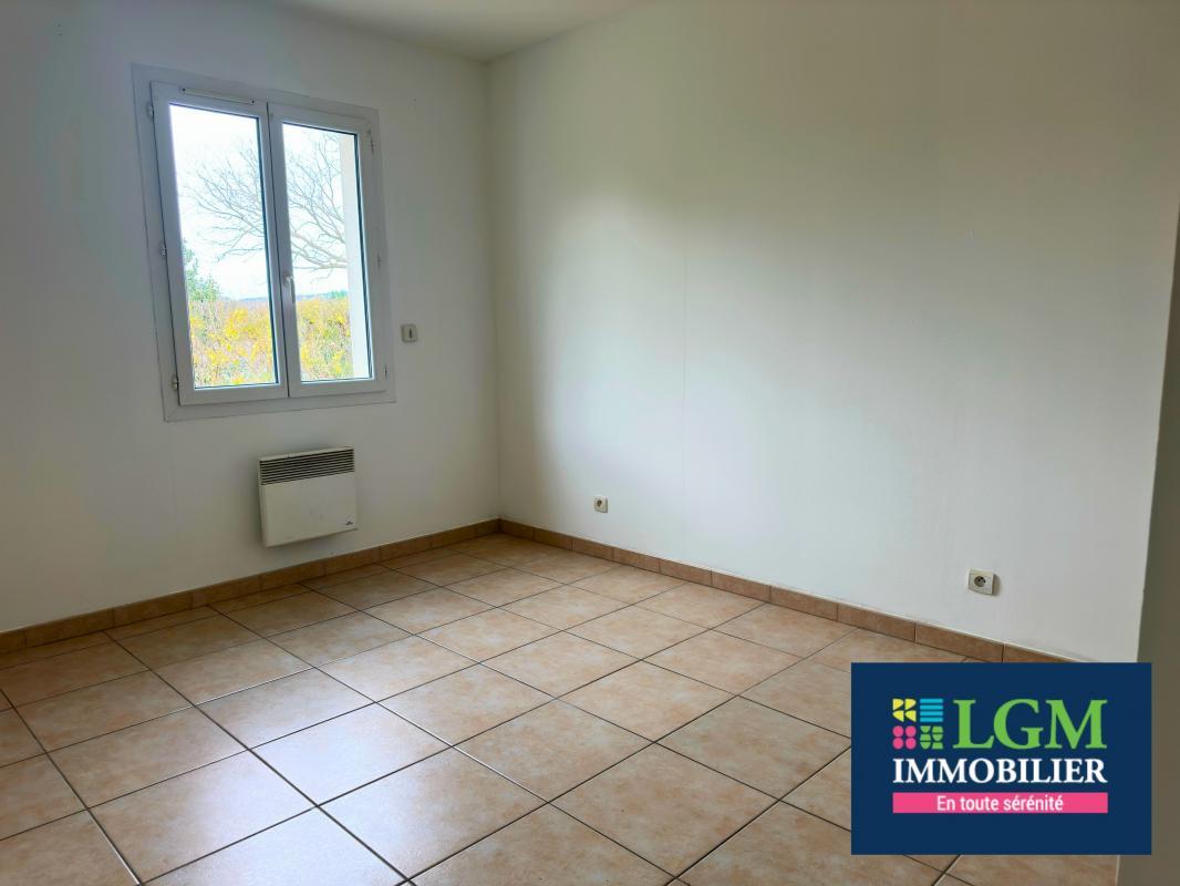 Single-storey house 90 m² with garage in Vendémian (34230)