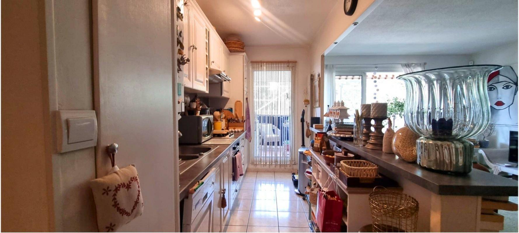 Purchase: Apartment (13090)