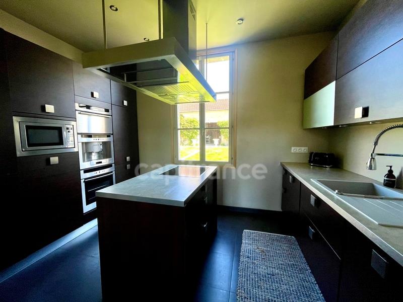 House for sale 7 rooms Crepy en Valois (60)
