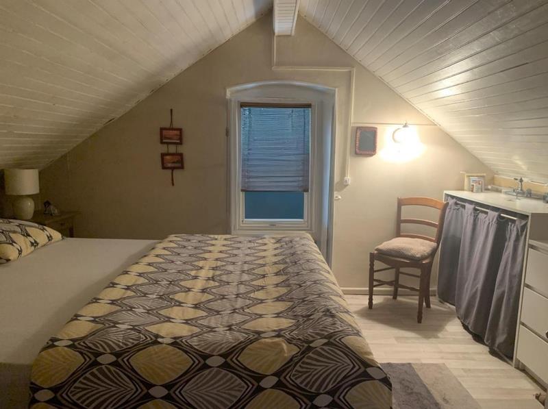 Saint Germain Laval (42) Maison en pierre de 75 m2 avec terrain attenant arboré