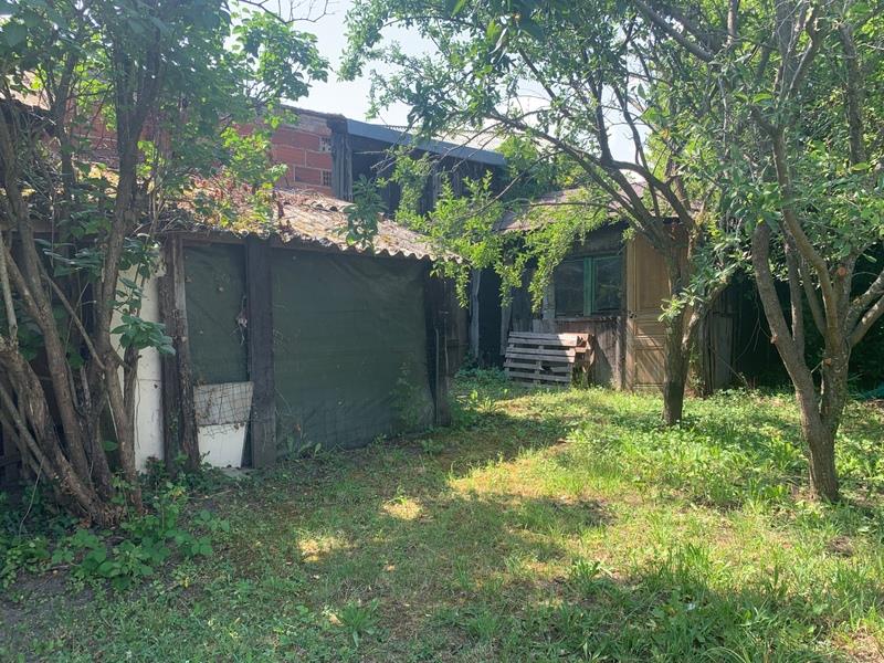 Saint Germain Laval (42) Maison en pierre de 75 m2 avec terrain attenant arboré