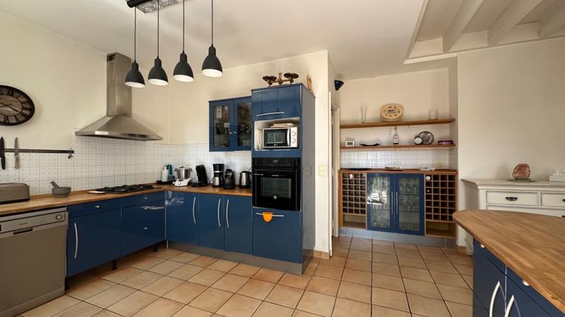 Maison de caractère 320M2 sur parc arboré de 4000m2