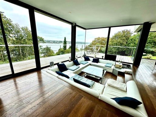 Advert picture