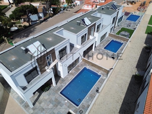 3 bedroom townhouse with private pool near the beach