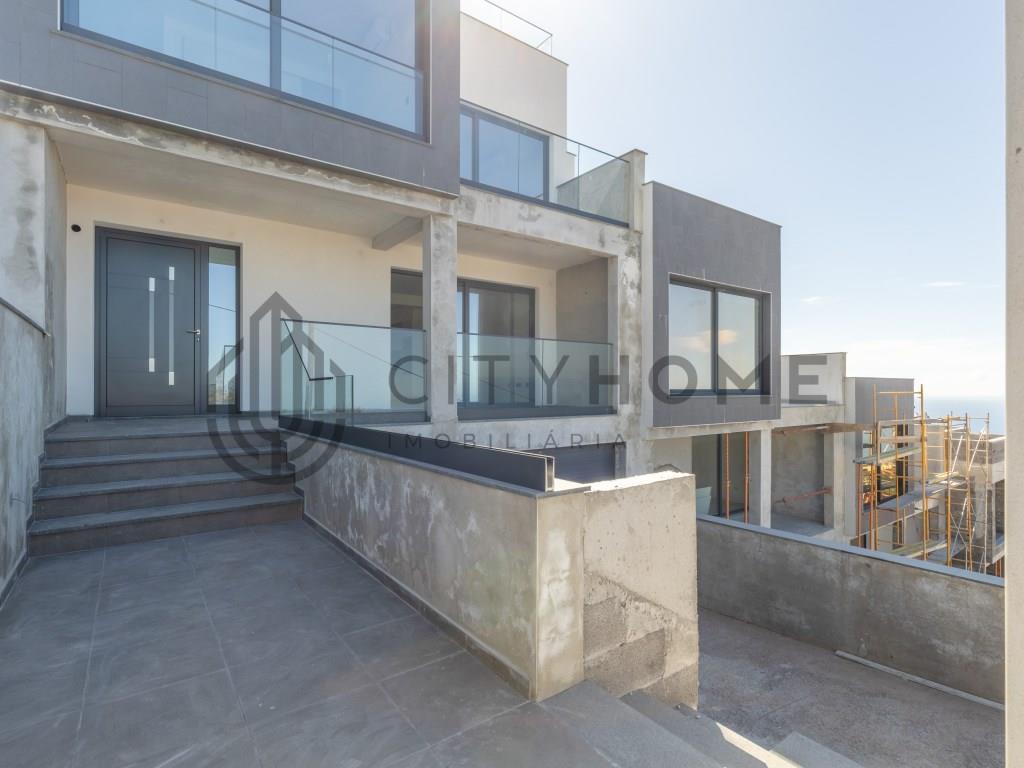 3 bedroom villa at the end of the band with private pool and sea views