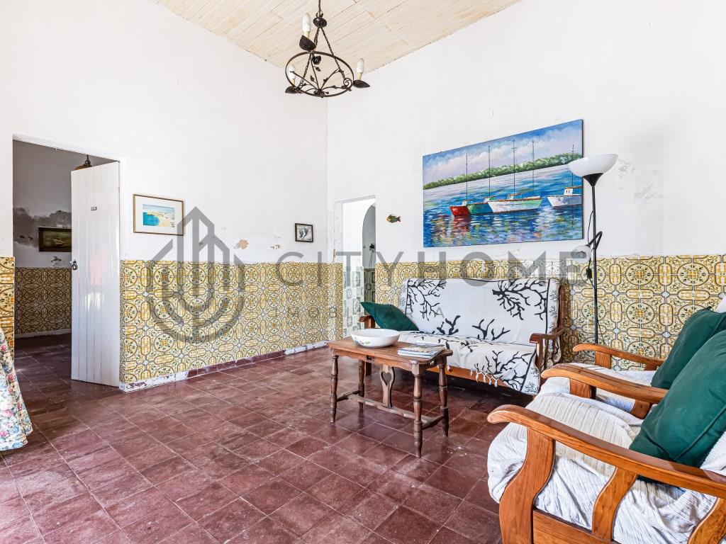 Villa mit 3 Schlafzimmern im Zentrum von Carvoeiro mit Garage