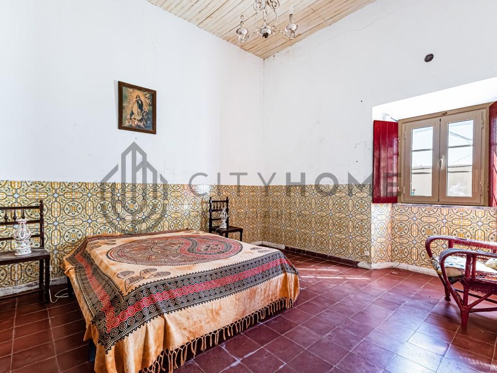 Villa mit 3 Schlafzimmern im Zentrum von Carvoeiro mit Garage