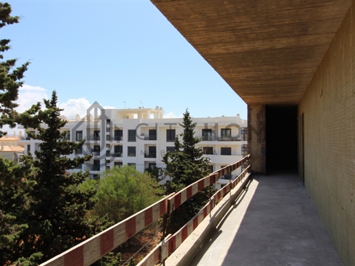 New 1 bedroom apartment with pool and garage in Olhos de Agua