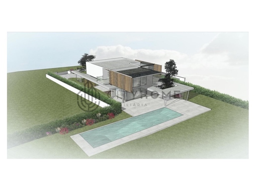 Detached 3 bedroom villa with large pool - plot of 7700 m2 - under construction