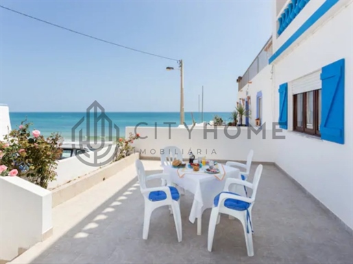 House T3+3 with Beach View - In Burgau
