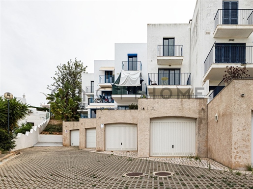 3 Bedroom Townhouse - Garage and Sea View