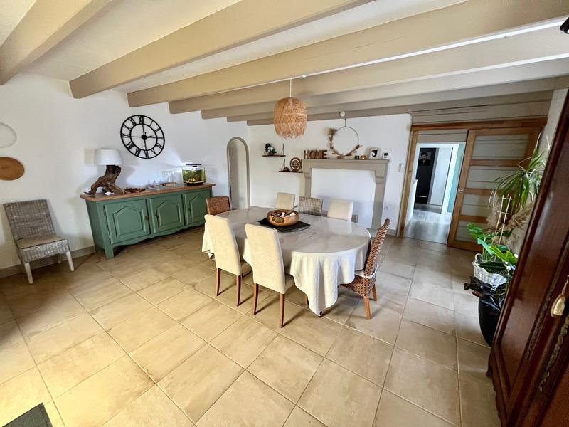 Sainte Gemme la Plaine (85400) Charming farmhouse completely renovated with gite and annexes on 900