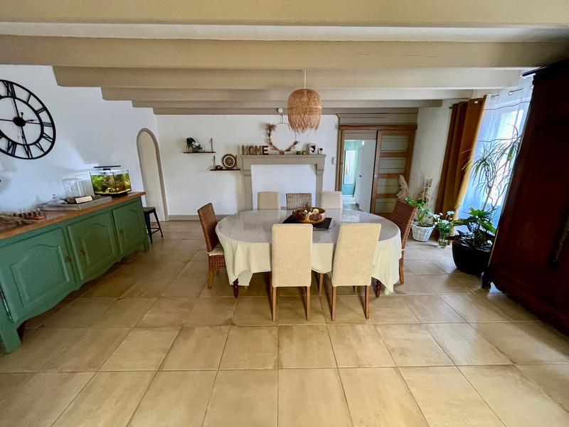 Sainte Gemme la Plaine (85400) Charming farmhouse completely renovated with gite and annexes on 900