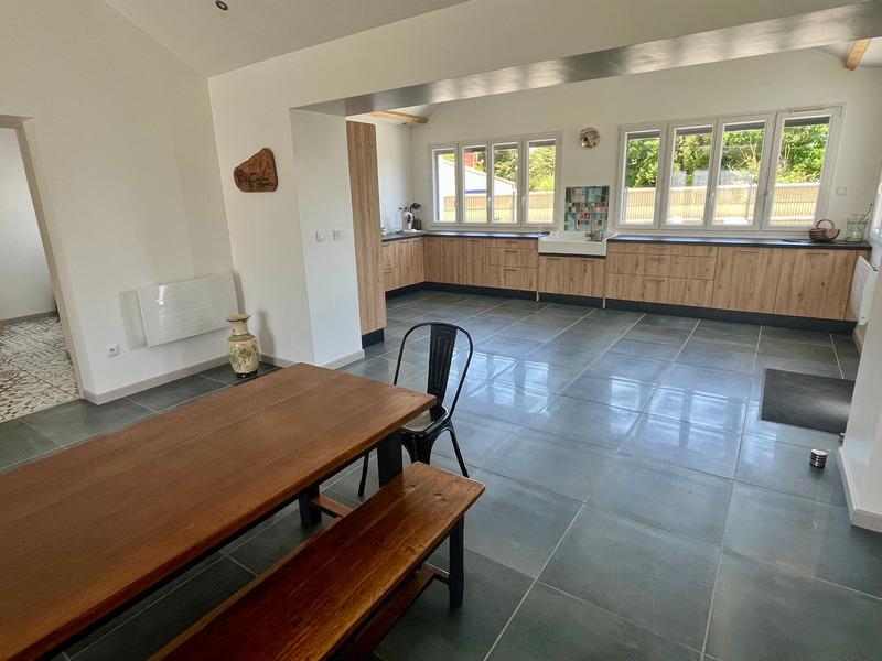 Saint Vincent sur Jard (85) 900M from the beaches Bungalow Villa on one level with great comfort wi