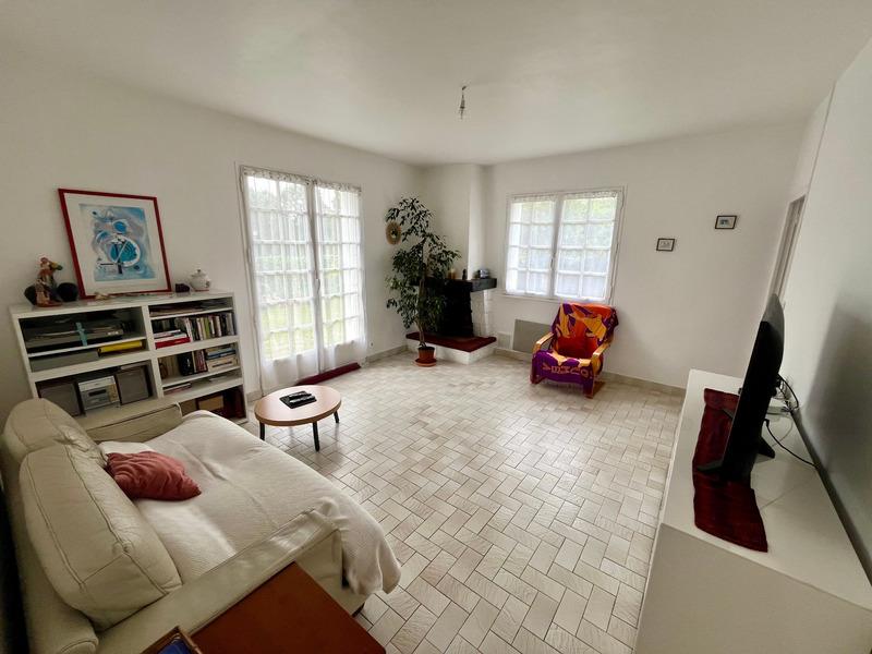 Purchase: House (85750)