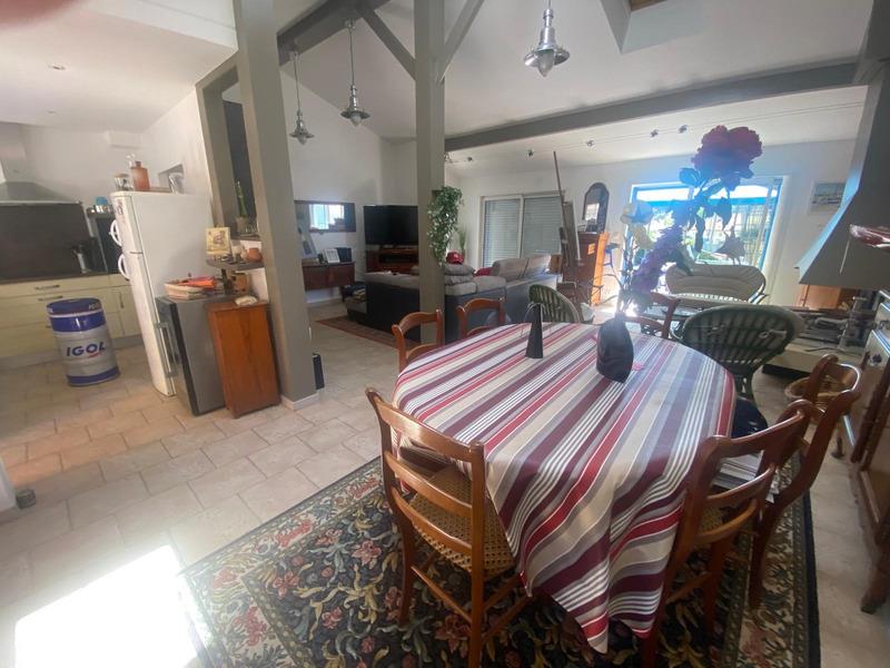 La Tranche sur Mer 85 La Grière 400M from the sea Charming single-storey villa with annexes on 550M