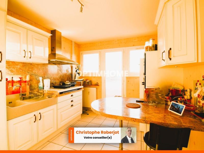 Purchase: Apartment (71100)