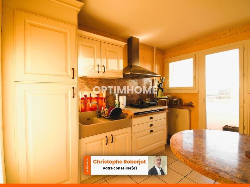 Purchase: Apartment (71100)