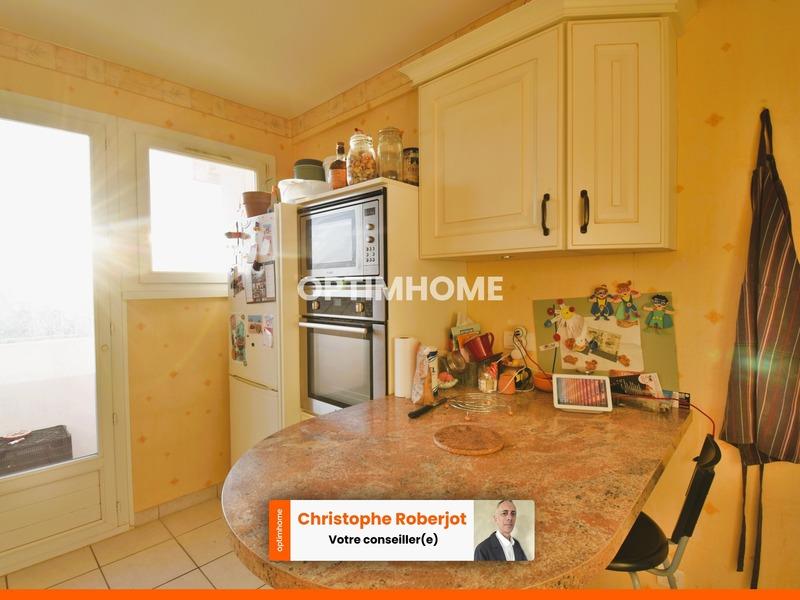 Purchase: Apartment (71100)