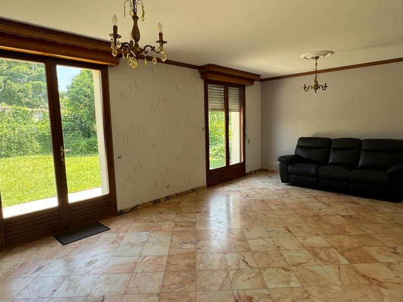 Centre Ville - Maison En Pierres Avec Garage Et Jardin