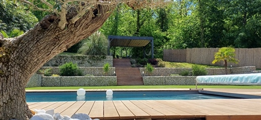 Advert pic 0