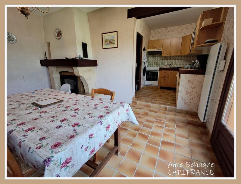 Casa de piedra en venta 6 habitaciones - Terreno 4700m2
