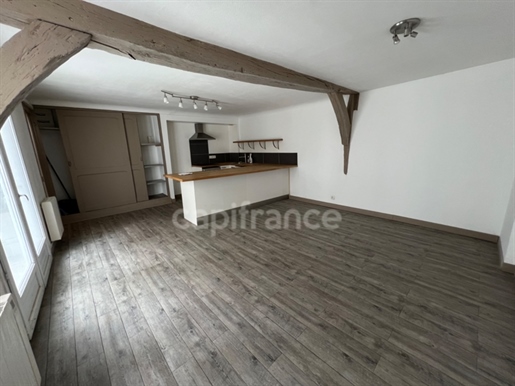 Duplex apartment of 56 m² in the hyper center of Tours