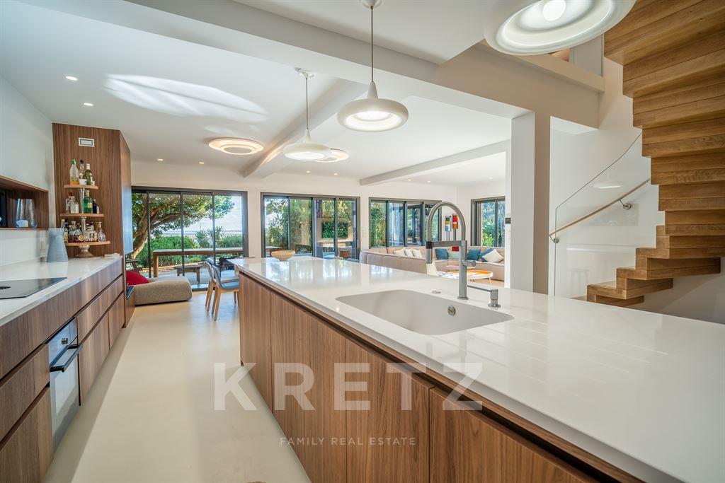 Architect-Designed villa Cap-Ferret