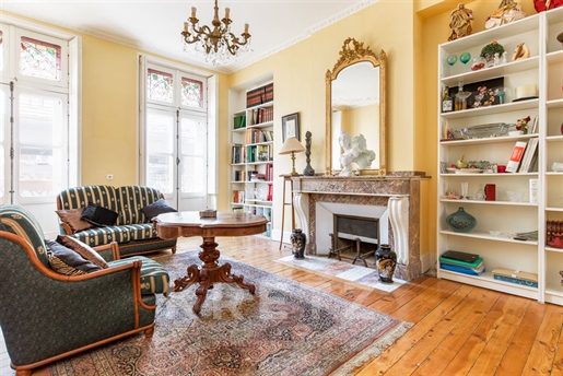 Haussmanian Apartment